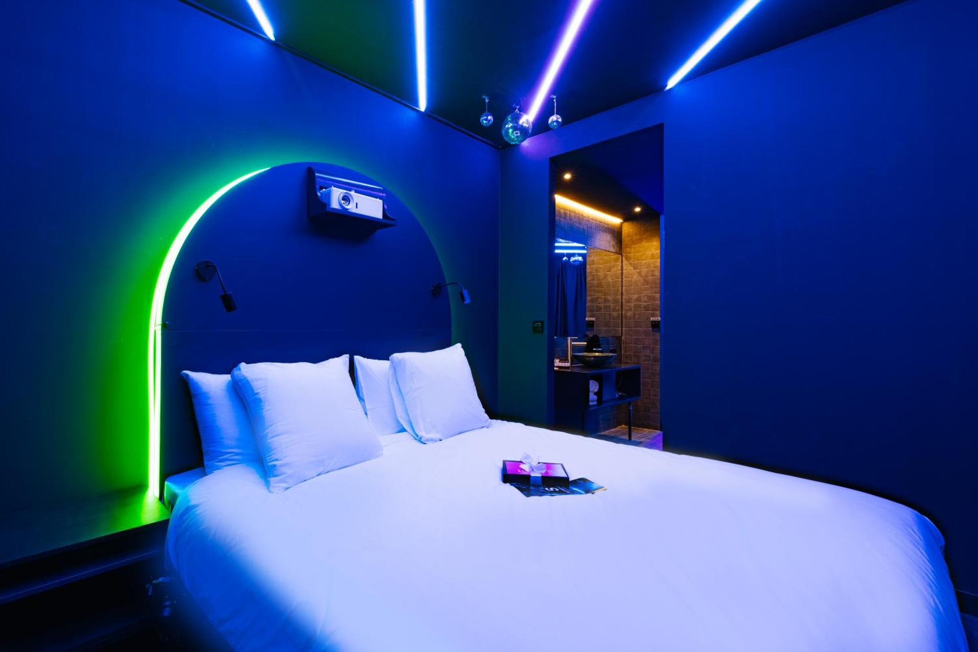 Supper Hotel Amsterdam Bagian luar foto
