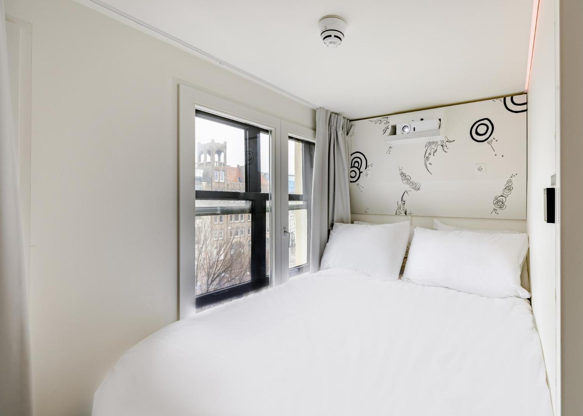 Supper Hotel Amsterdam Bagian luar foto