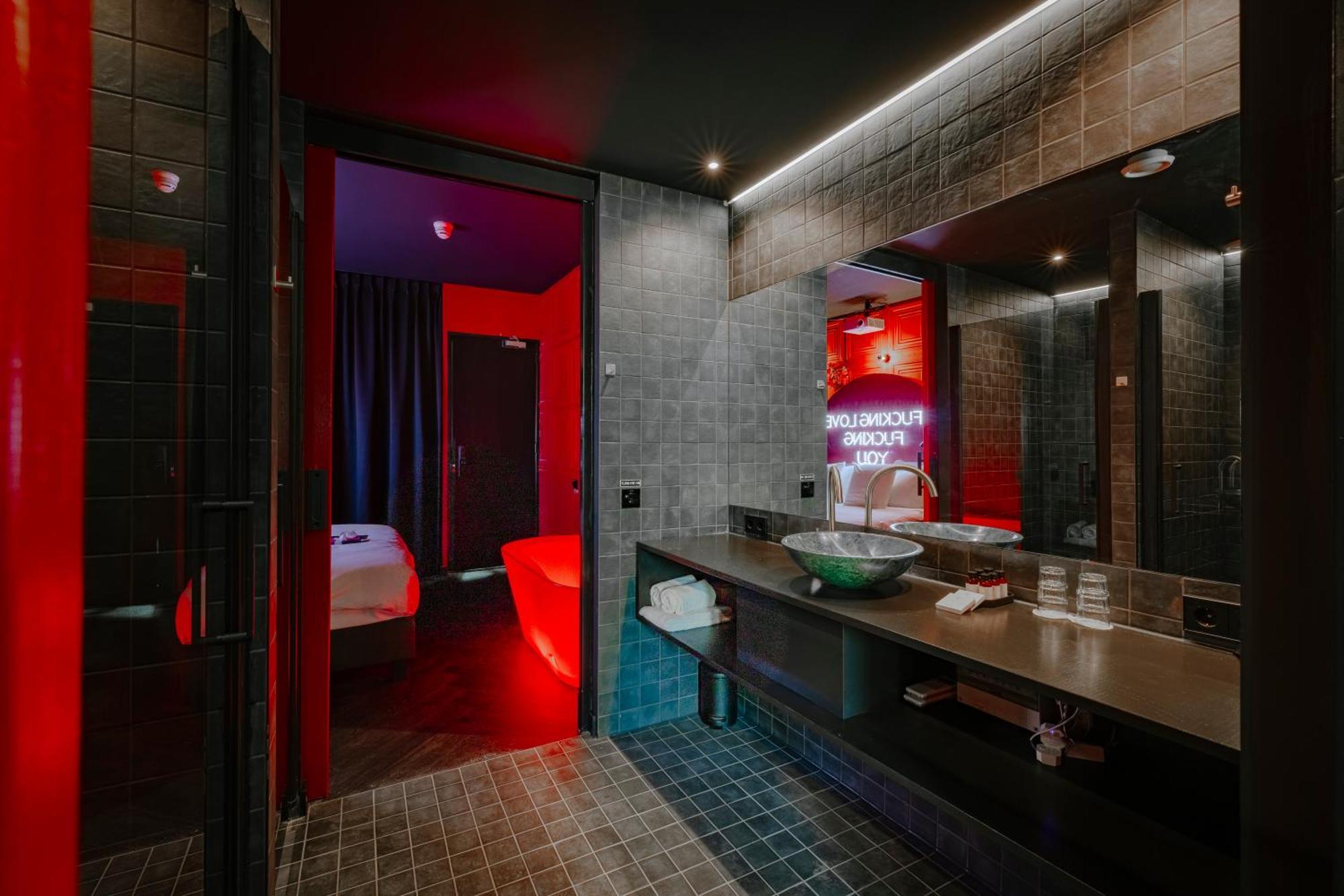 Supper Hotel Amsterdam Bagian luar foto