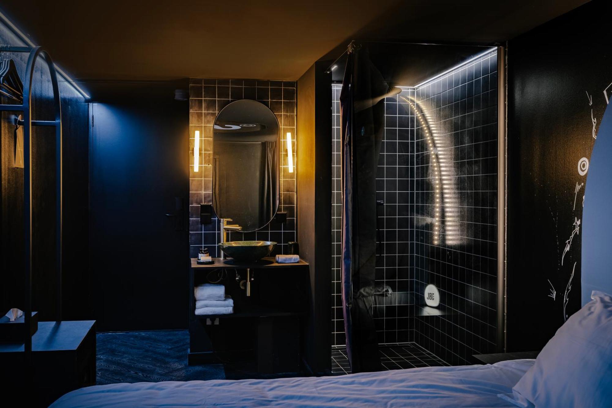 Supper Hotel Amsterdam Bagian luar foto